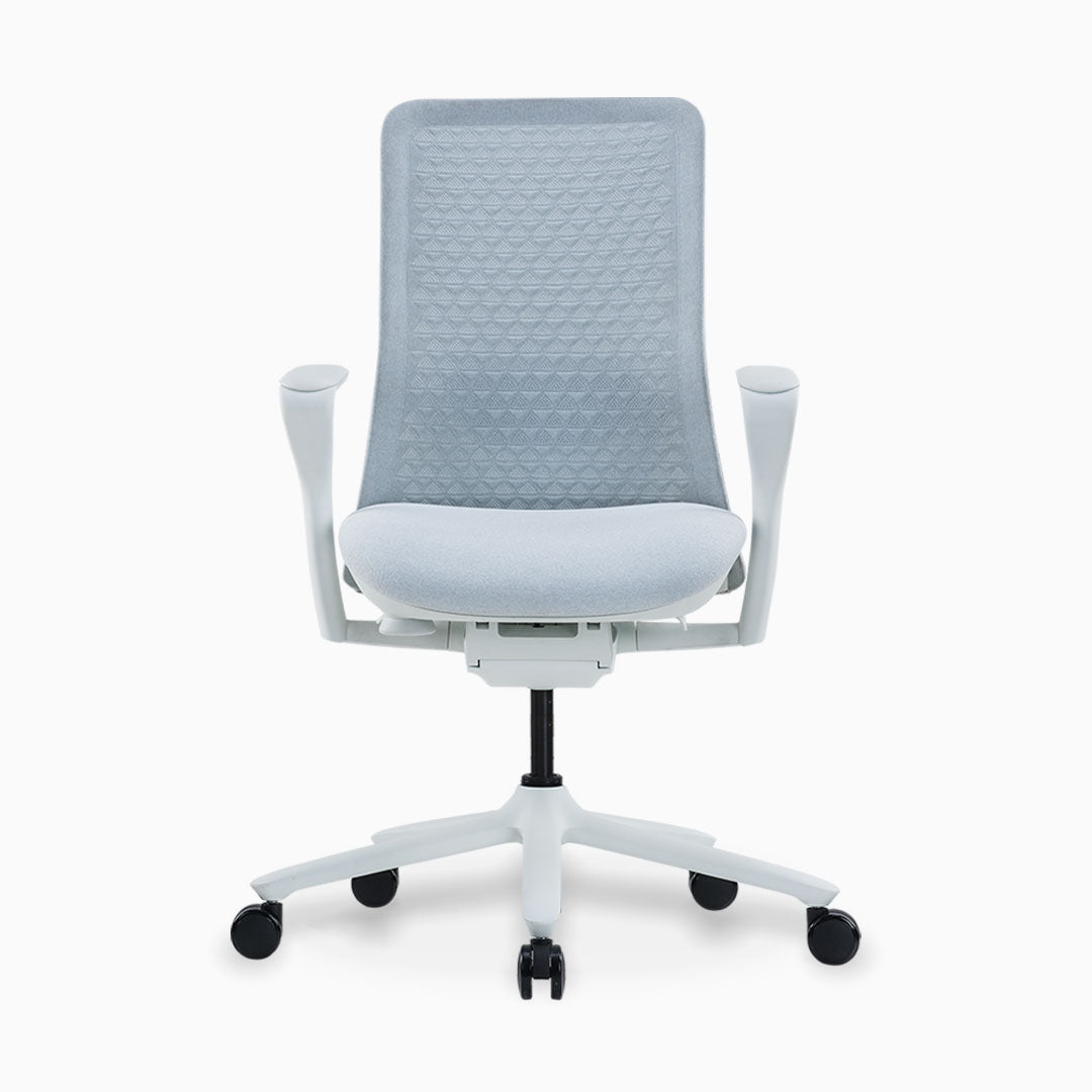 Desky Pro Mesh Chair Soft White front